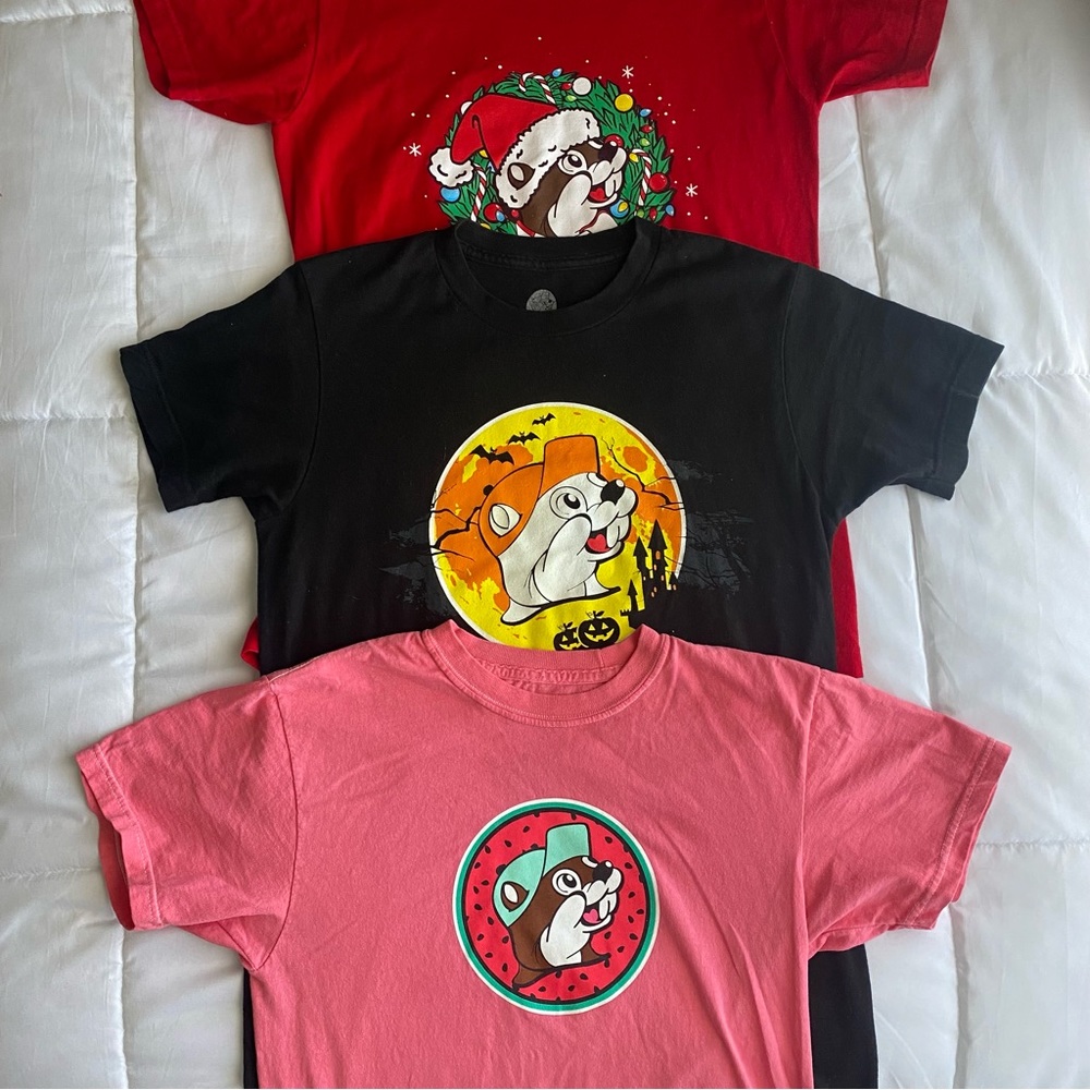 Bundle of 3 Bucee’s T-shirts (S)